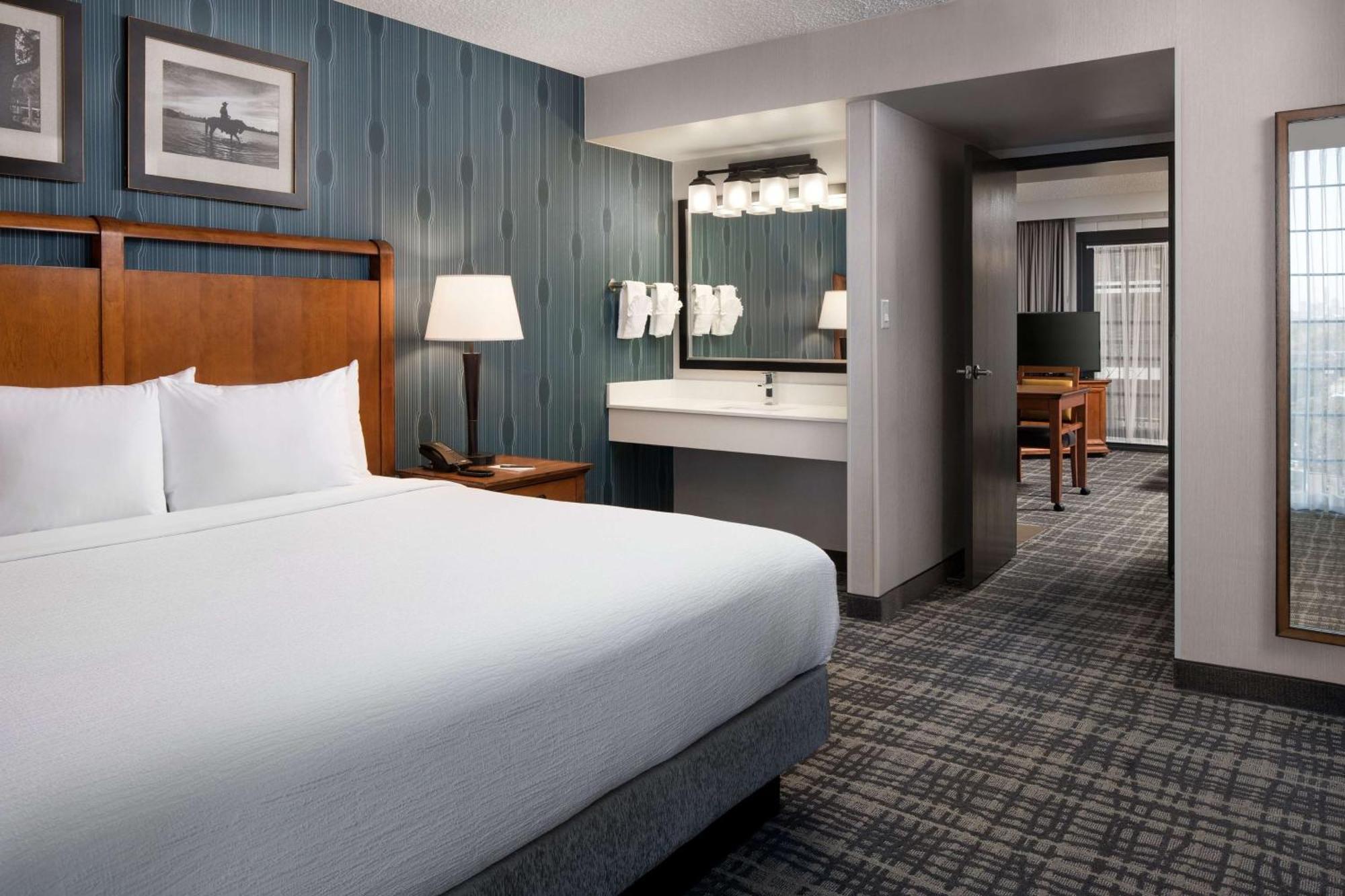 Embassy Suites By Hilton Austin Central Екстериор снимка