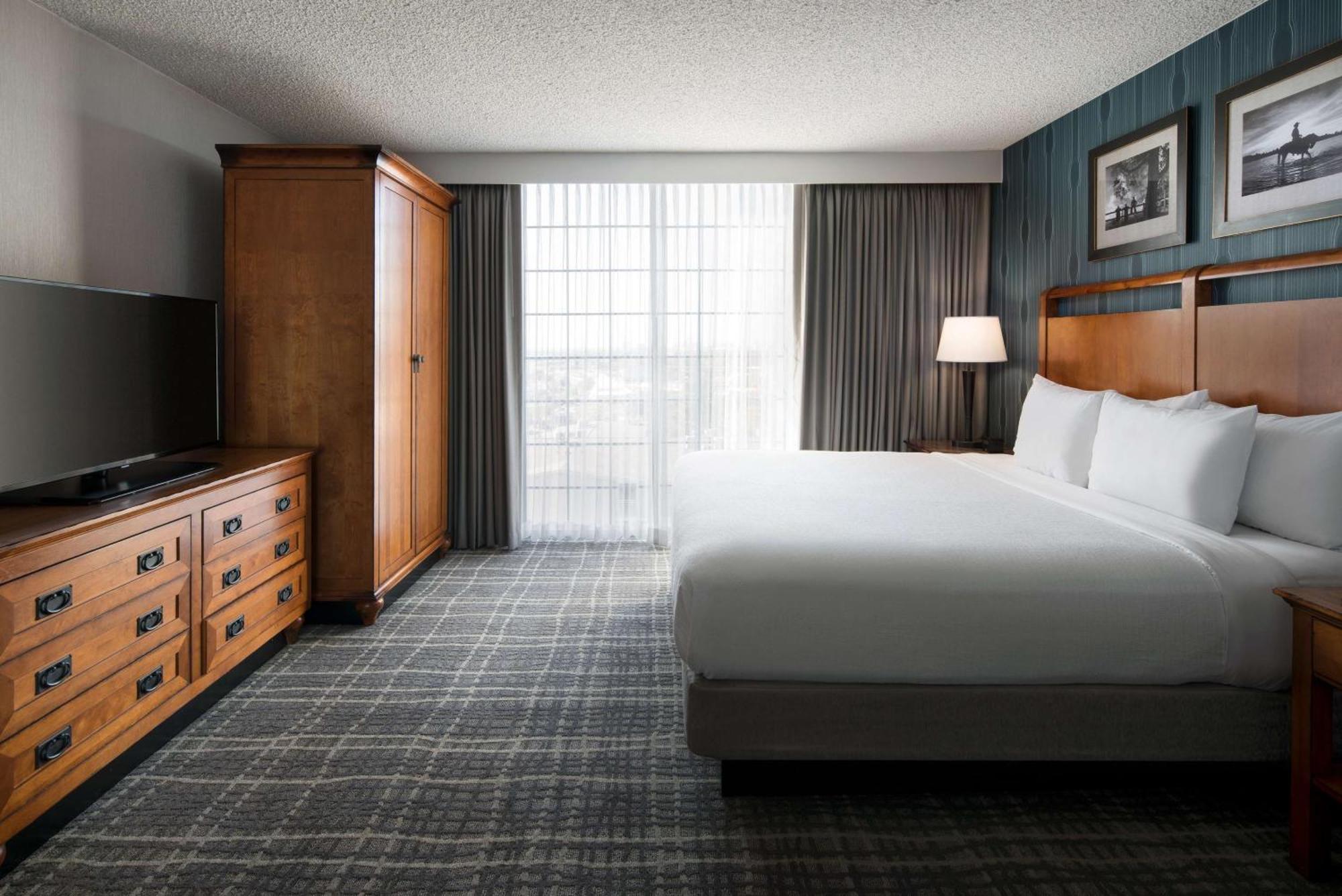 Embassy Suites By Hilton Austin Central Екстериор снимка