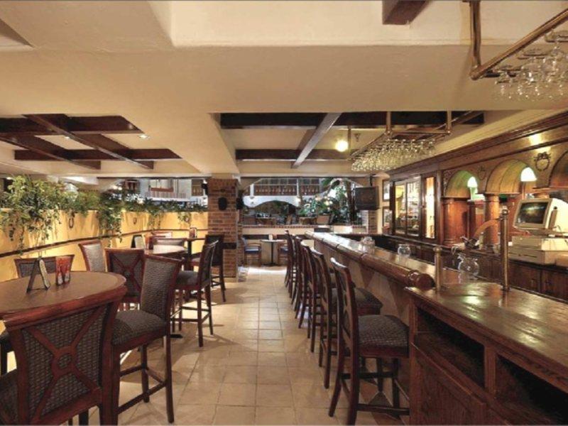 Embassy Suites By Hilton Austin Central Екстериор снимка